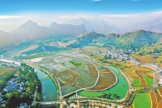 青山如畫 碧水如詩(shī)