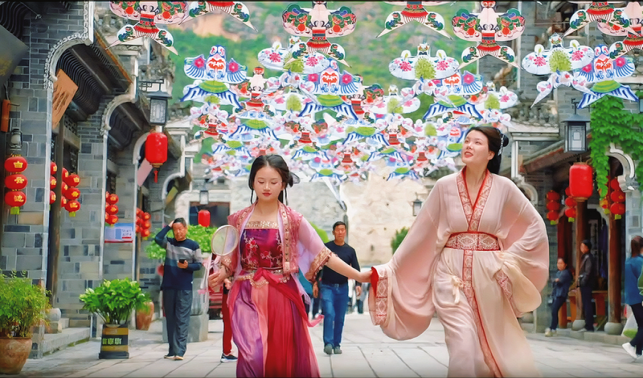 “漢服+”扮靚文旅經(jīng)濟(jì)