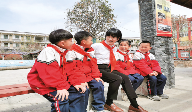 王怡涵 愿以螢火微光，照見星河初綻