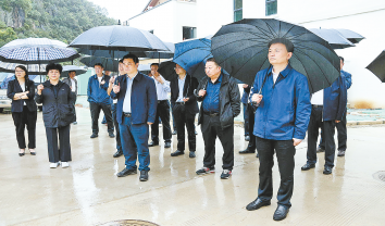 不負(fù)人民重托 譜寫時代新篇