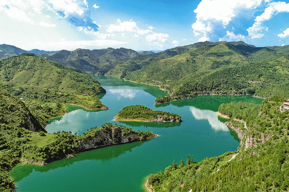 厚植綠色發(fā)展優(yōu)勢(shì) 打造中國康養(yǎng)之都