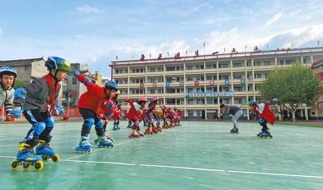 讓孩子在運動中拔節(jié)生長