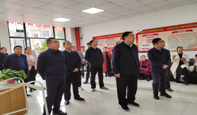 在助力中國(guó)康養(yǎng)之都建設(shè)中貢獻(xiàn)慈善力量