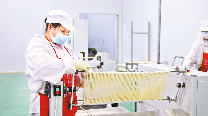 延長(zhǎng)產(chǎn)業(yè)鏈條 增加群眾收入