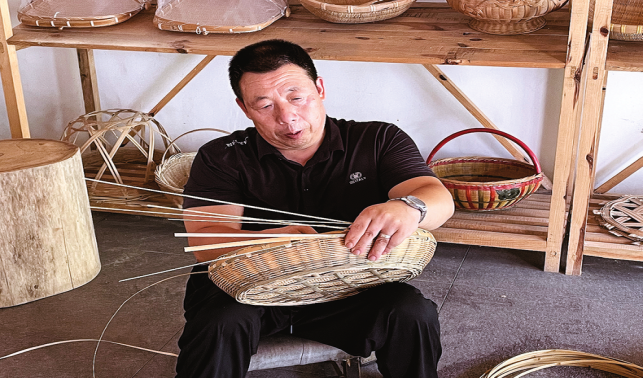 用匠心守護(hù)竹編技藝