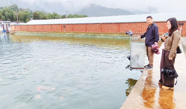 孫明：建起水產(chǎn)園，帶富一方人