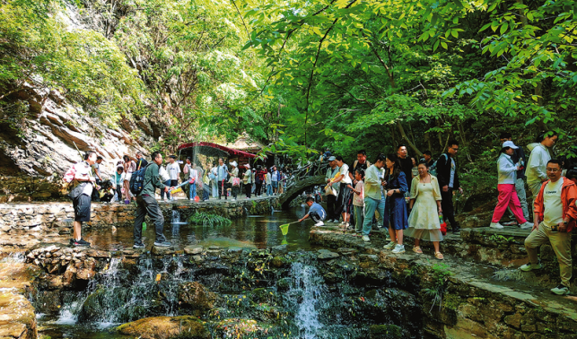 金絲峽景區(qū)多管齊下保護(hù)生物多樣性