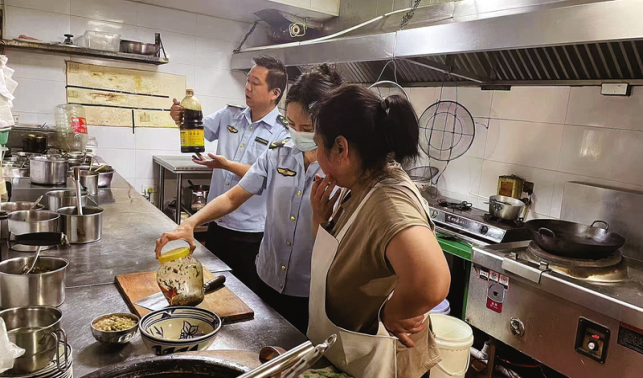 整治“假冒偽劣” 守護(hù)“農(nóng)村食安”